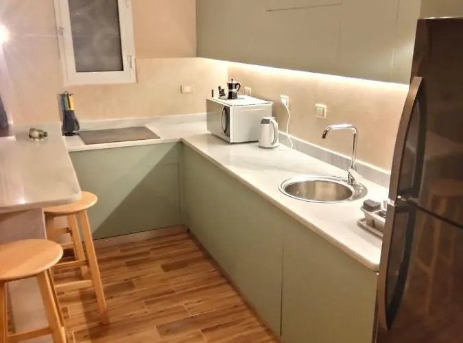 Daire Luxurygetaway2 / Brand New 2br / Fully Furnished / Wi-fi / Full Kitchen